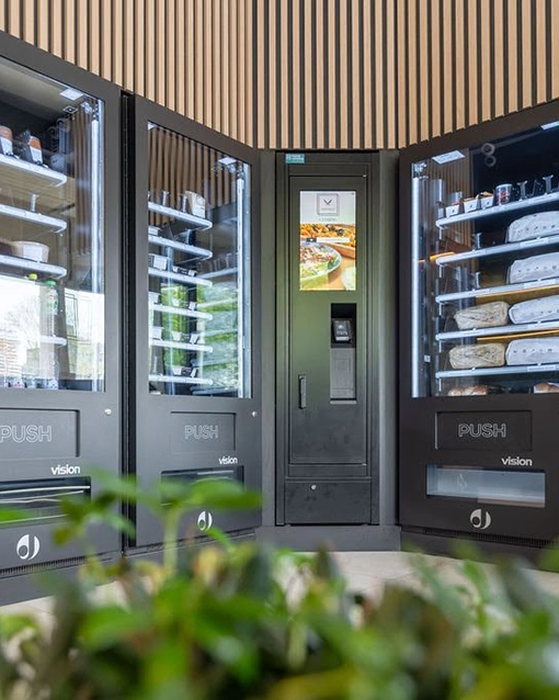 Distributeur de plats préparés