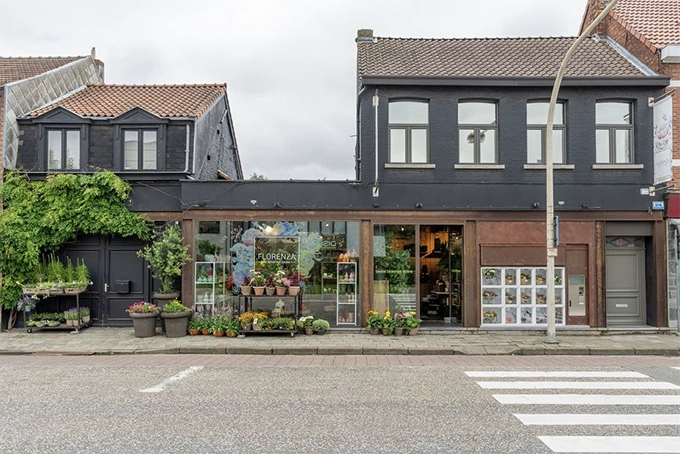 distributeur de fleurs